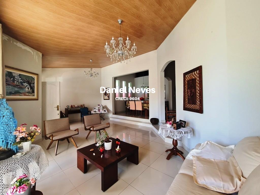 Casa, 5 quartos, 220 m² - Foto 10