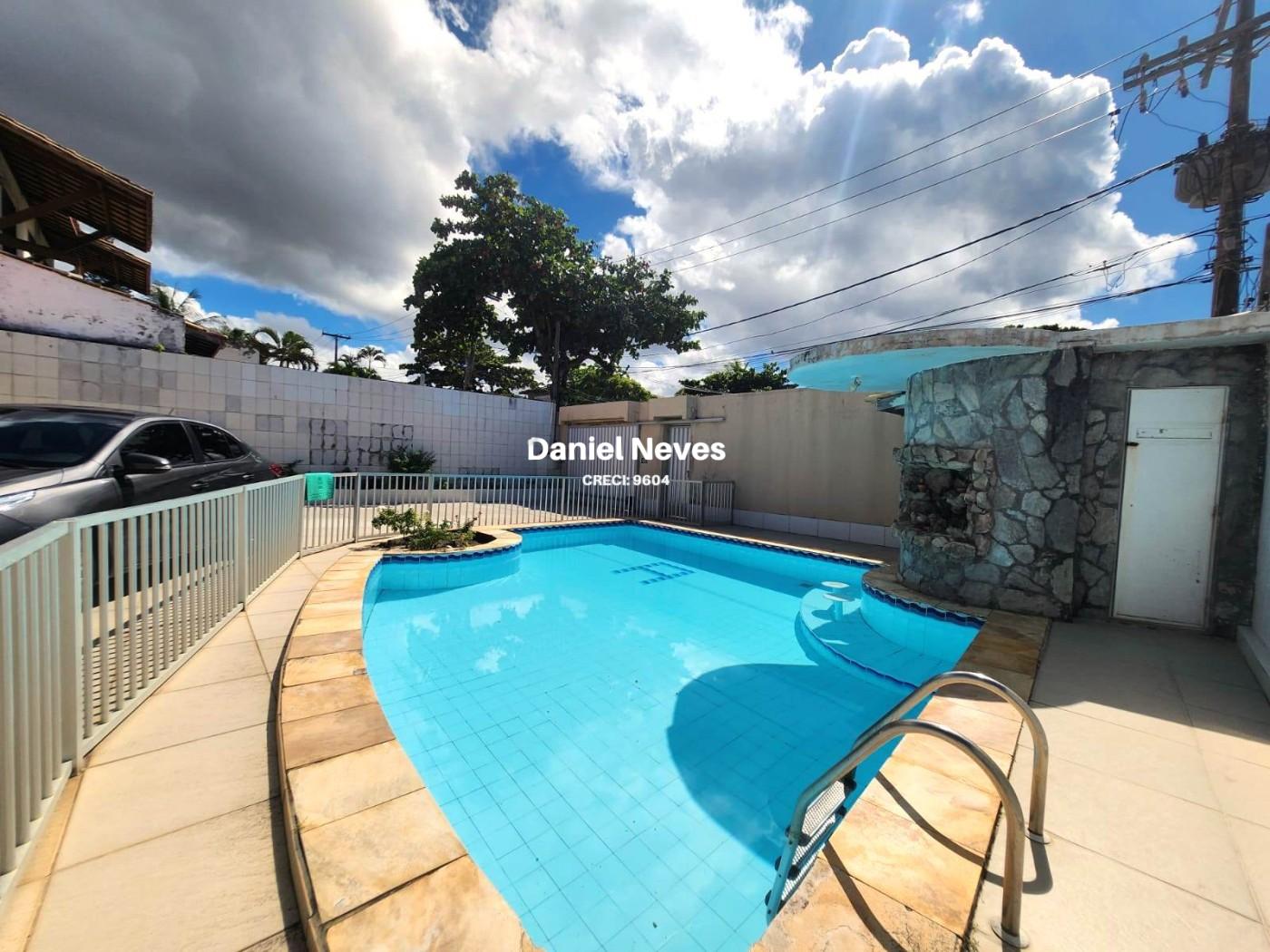 Casa, 5 quartos, 220 m² - Foto 4