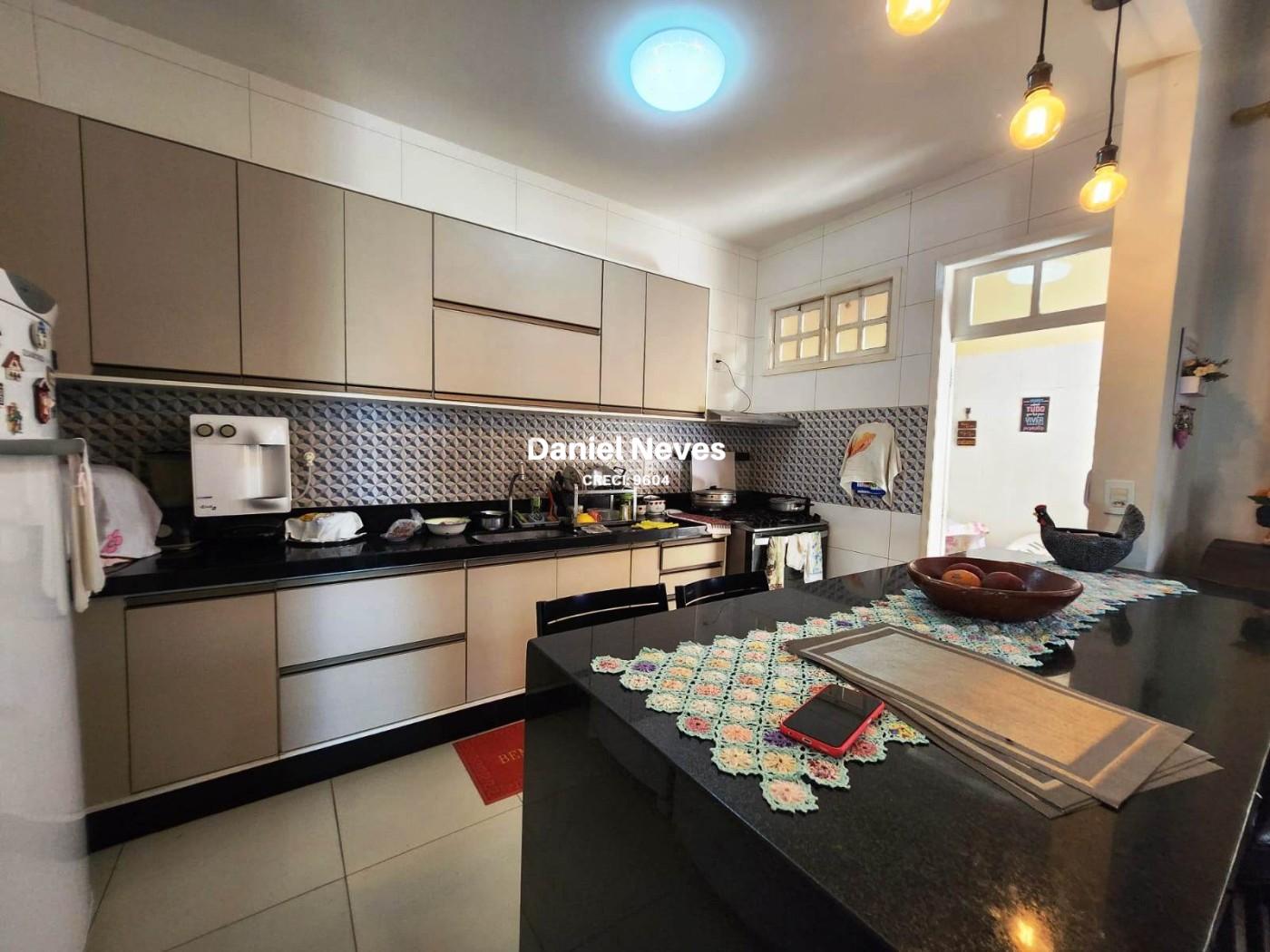 Casa, 5 quartos, 220 m² - Foto 14