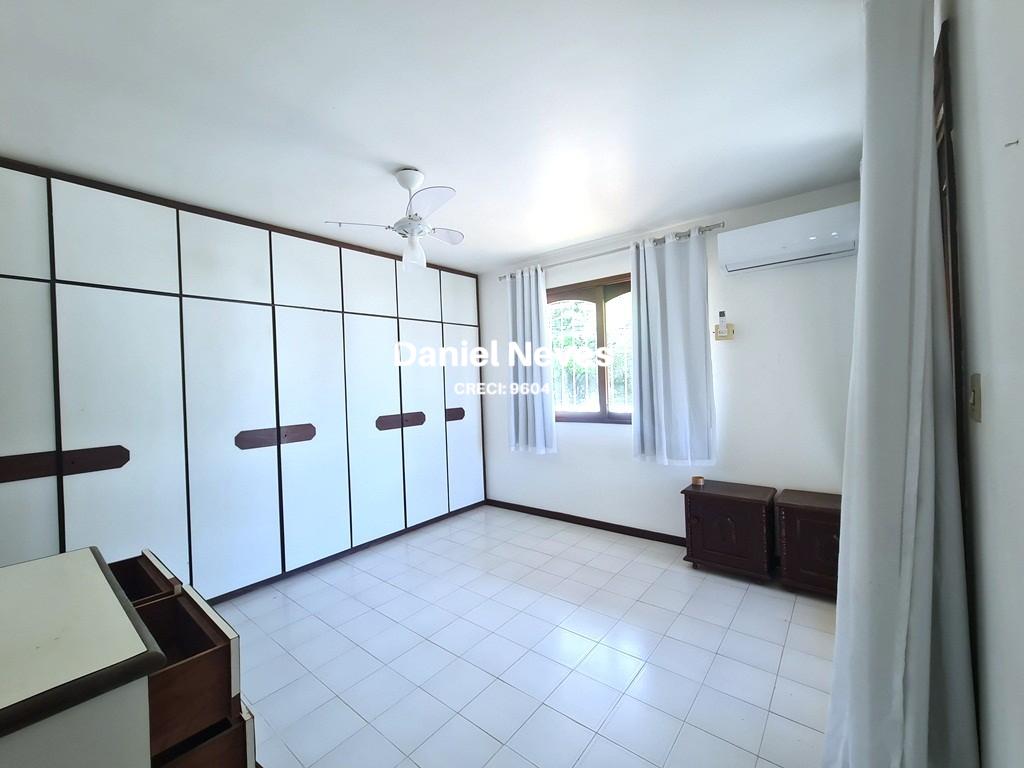 Casa, 4 quartos, 280 m² - Foto 26