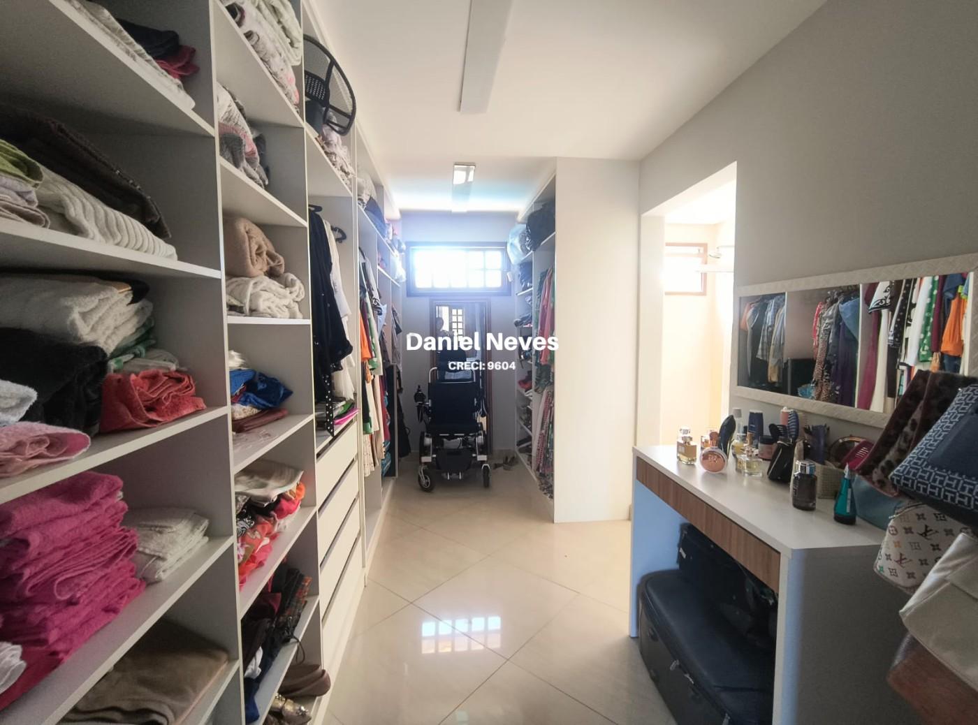 Casa, 4 quartos, 380 m² - Foto 27