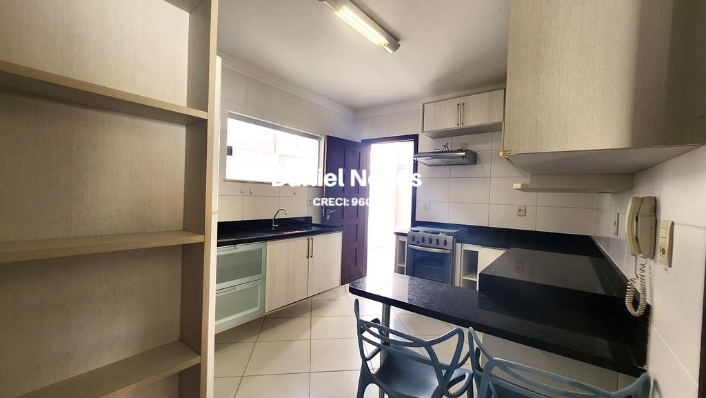 Casa, 4 quartos, 180 m² - Foto 10