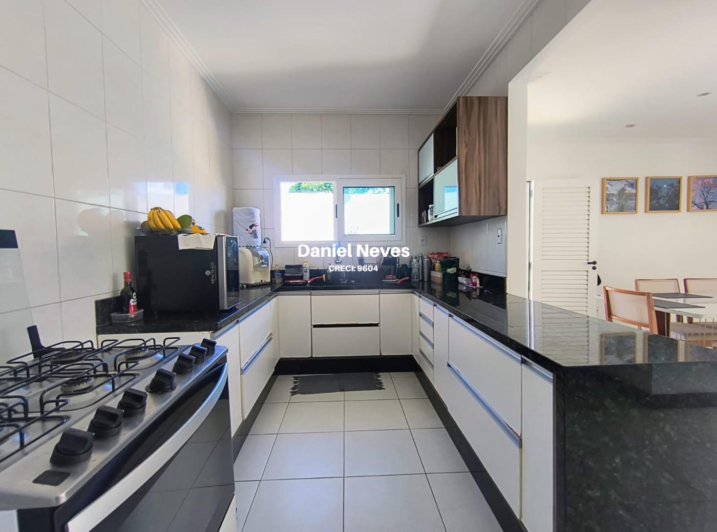 Casa, 3 quartos, 223 m² - Foto 17